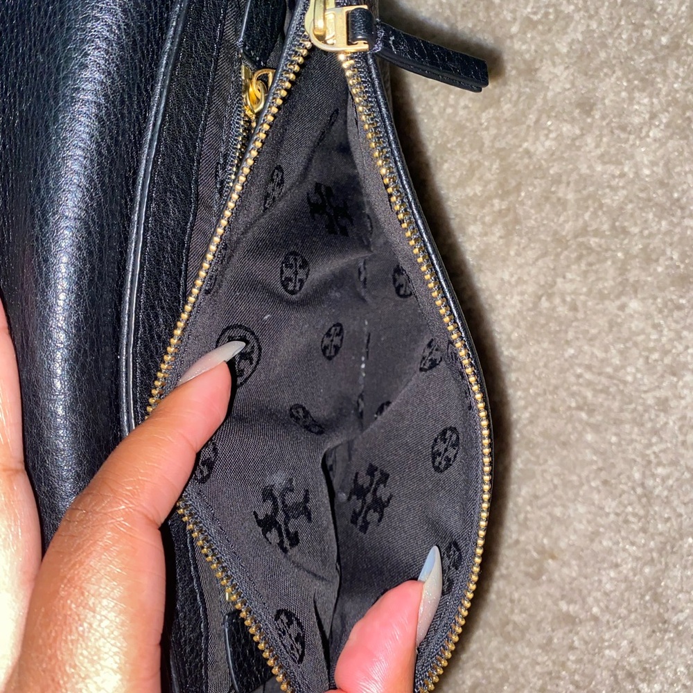 Tory Burch Black Leather Crossbody Bag - Picture 9 of 12